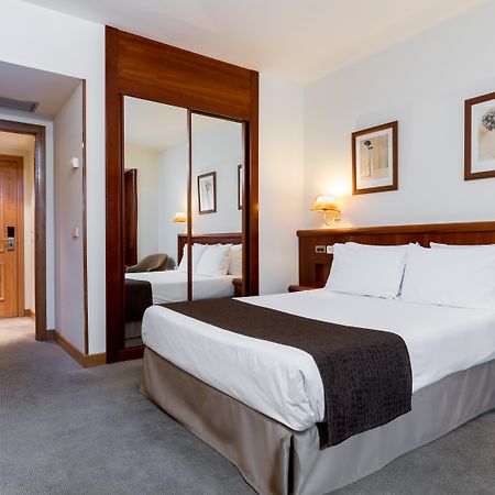 Rafaelhoteles Ventas (Adults Only) Madrid Exterior foto