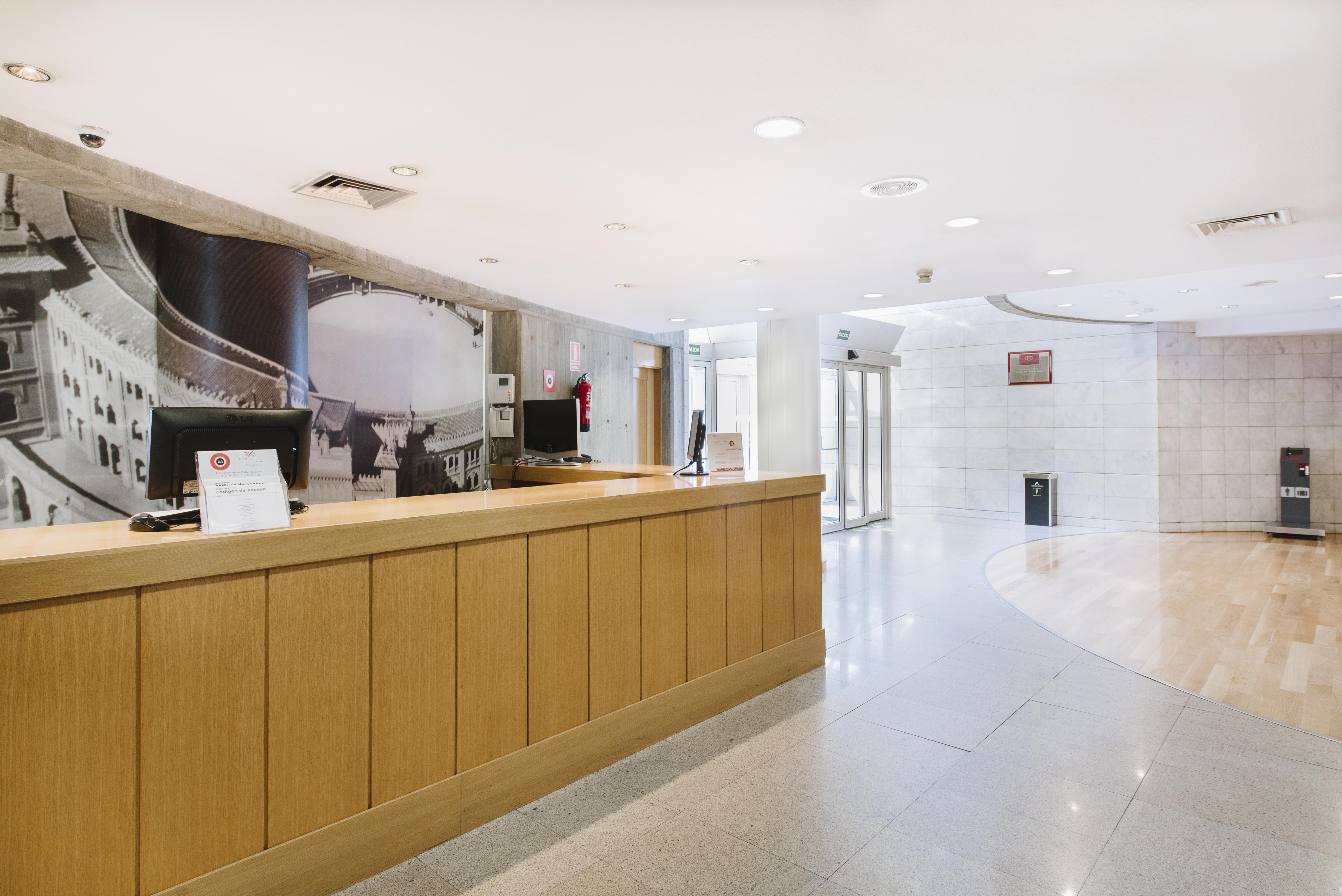 Rafaelhoteles Ventas (Adults Only) Madrid Exterior foto