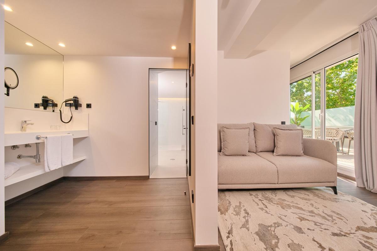 Rafaelhoteles Ventas (Adults Only) Madrid Exterior foto