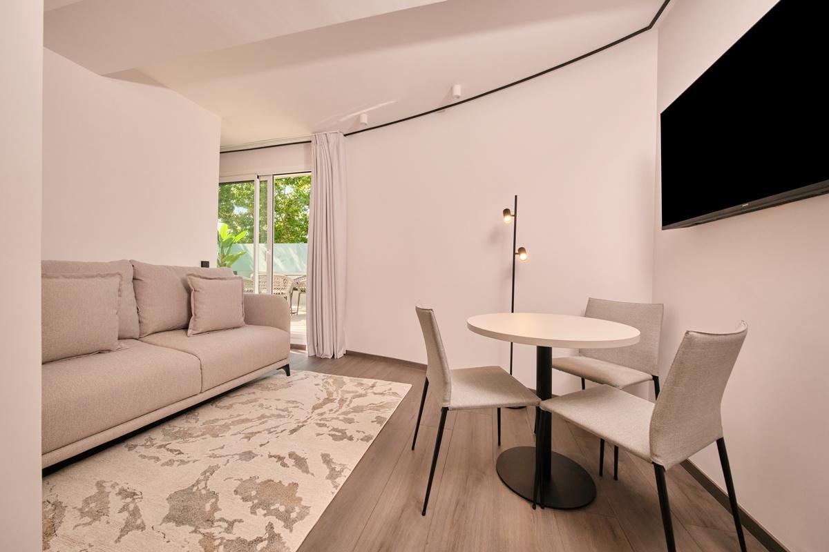 Rafaelhoteles Ventas (Adults Only) Madrid Exterior foto